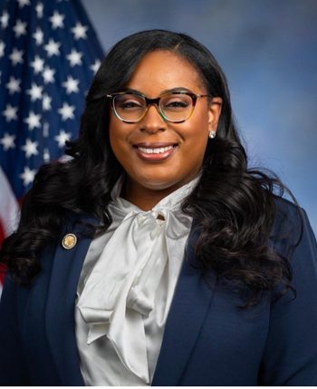 Democrat Rep Claimed She Could Assault a Federal Agent Because She's in Congress. A Court Just Laughed Her Out of the Room.